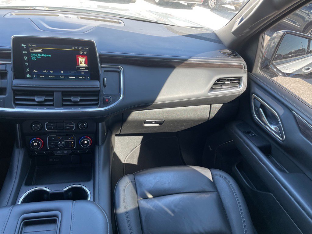 Used 2024 Chevrolet Suburban Z71 w/ Luxury Package image 10