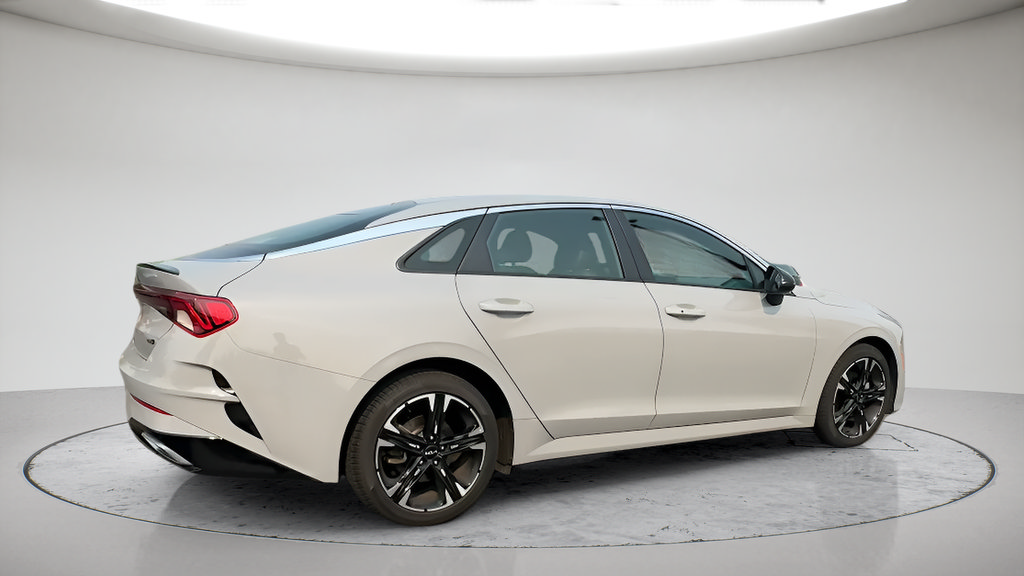 Used 2022 Kia K5 GT-Line FWD image 6
