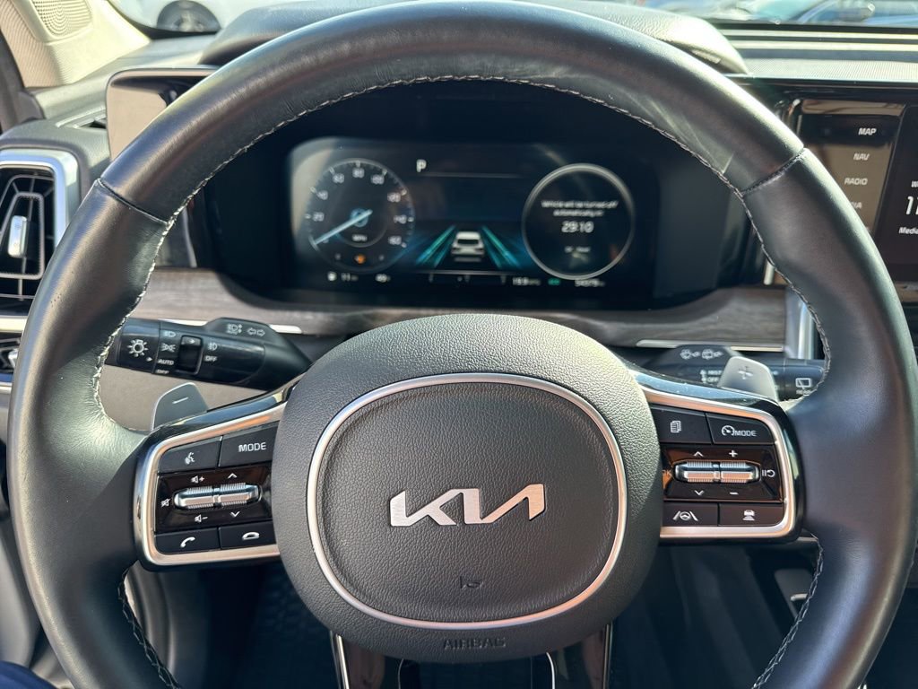 Used 2023 Kia Sorento SX Prestige image 28