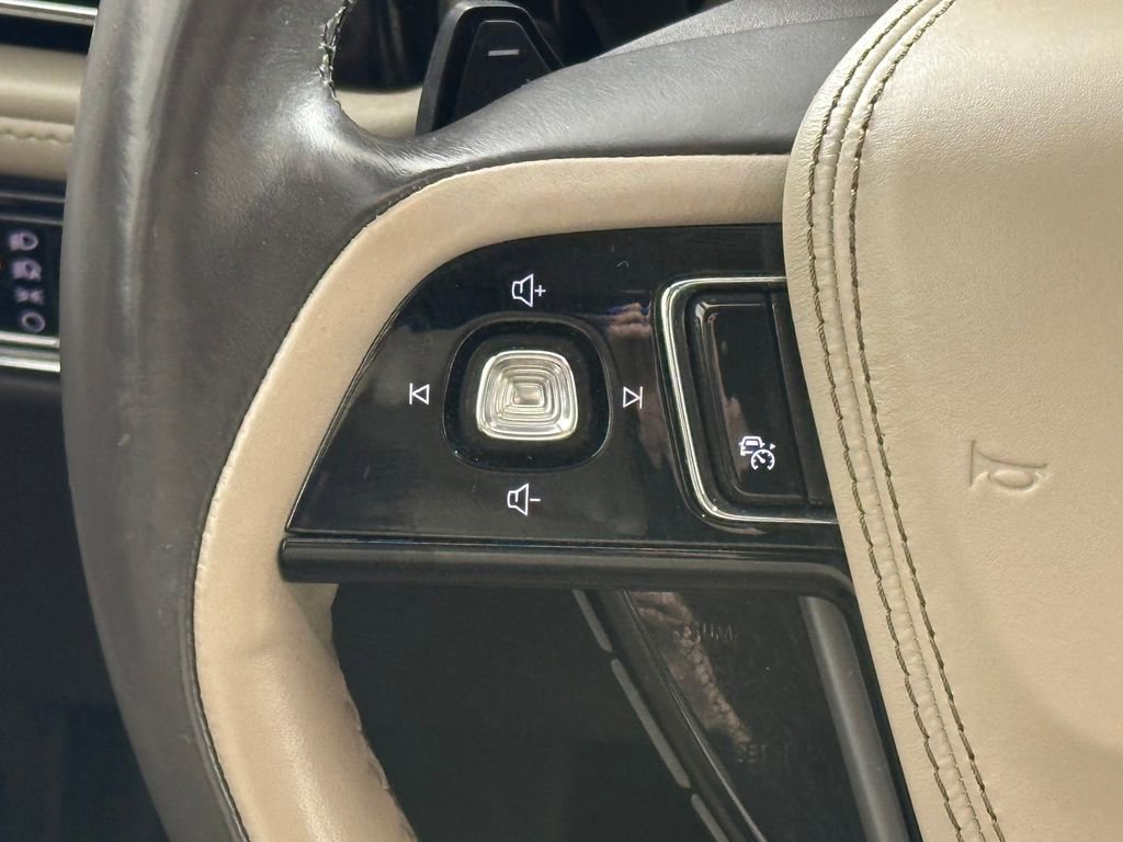 Used 2020 Lincoln Aviator Reserve w/ Equipment Group 202A image 30