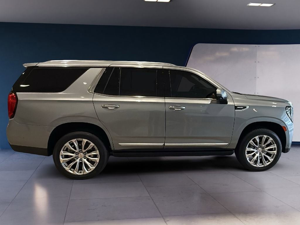 Used 2024 GMC Yukon Denali w/ Denali Reserve Package image 8
