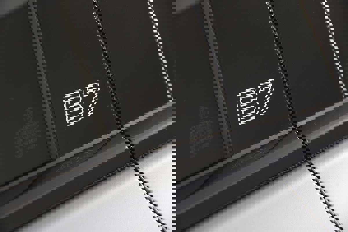 Used 2022 BMW ALPINA B7 xDrive w/ Luxury Rear Seating Package image 85