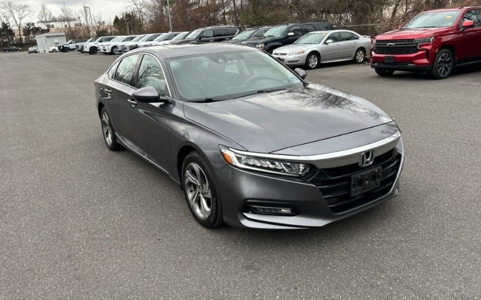 Used 2018 Honda Accord EX image 3