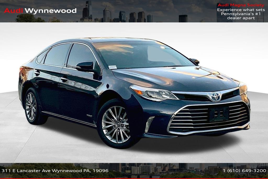 Used 2016 Toyota Avalon Limited image 1