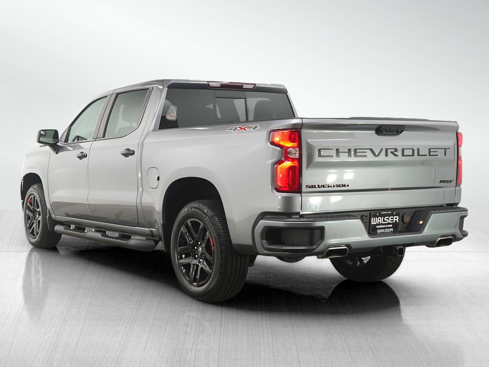Used 2023 Chevrolet Silverado 1500 RST w/ Redline Edition image 3