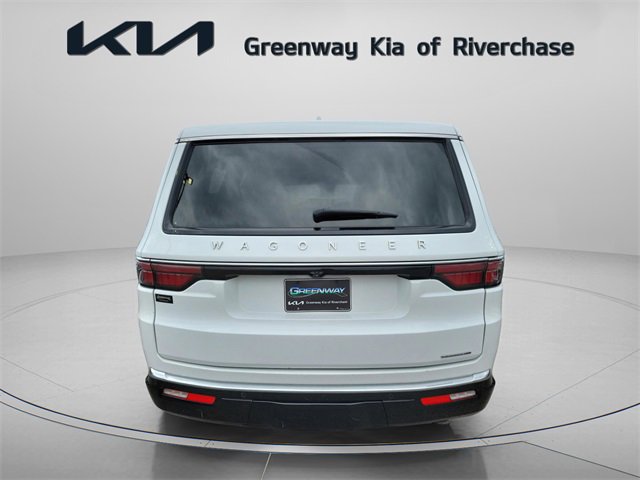 Used 2023 Jeep Wagoneer Series III w/ Preferred Equipment Group image 5