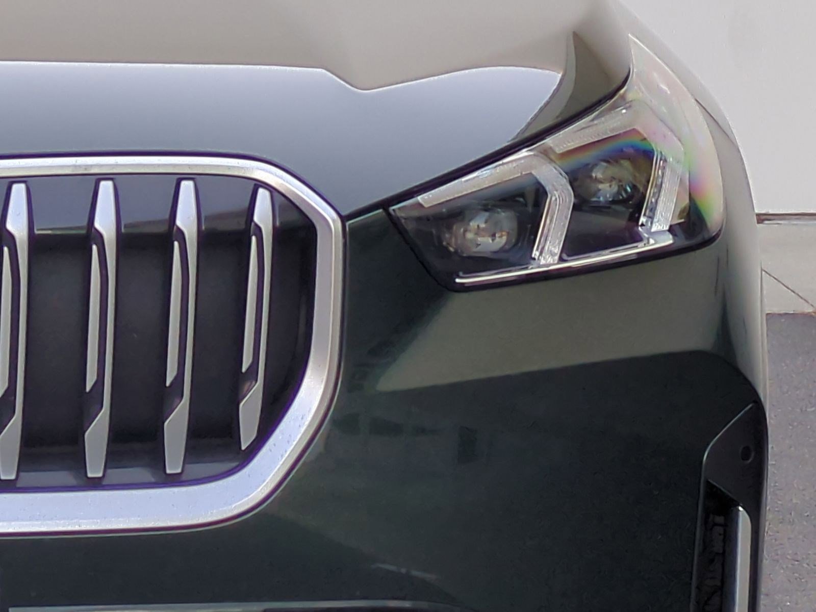 Certified 2023 BMW X1 xDrive28i w/ Premium Package AWD/4WD image 6
