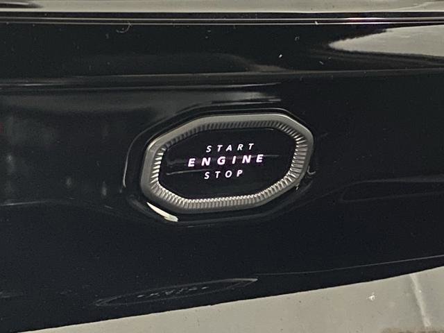 New 2026 Jeep Grand Cherokee Altitude image 29