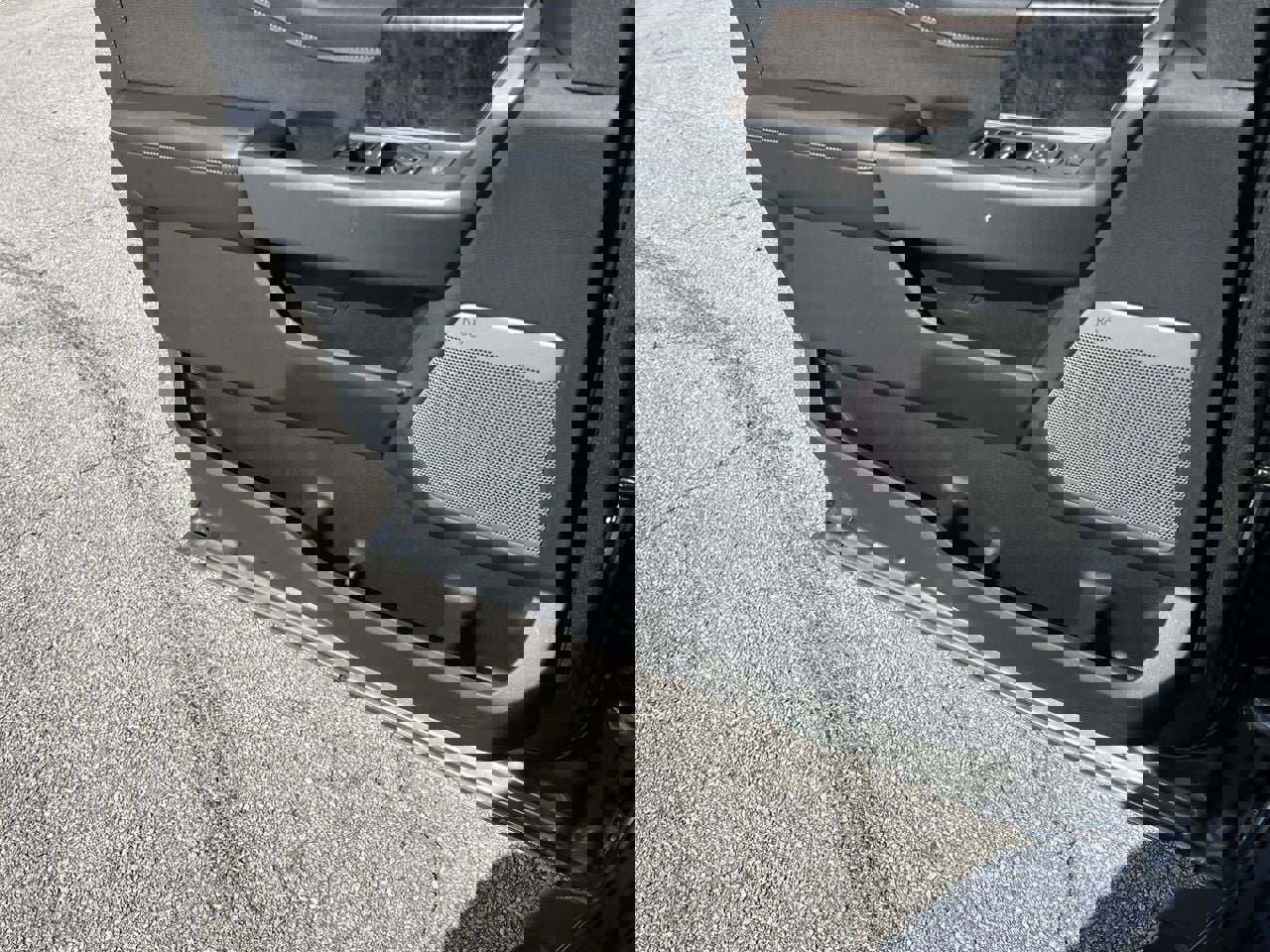 New 2025 Ford F350 Lariat w/ Lariat Ultimate Package image 18