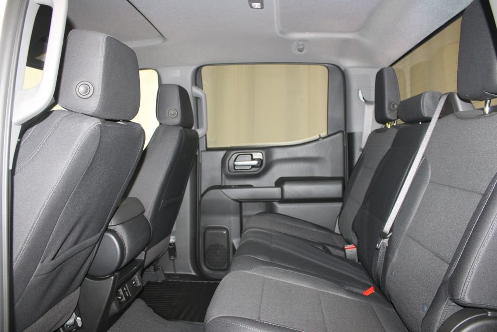 New 2026 Chevrolet Silverado 1500 Custom w/ LPO, Dark Essentials Package AWD/4WD image 22