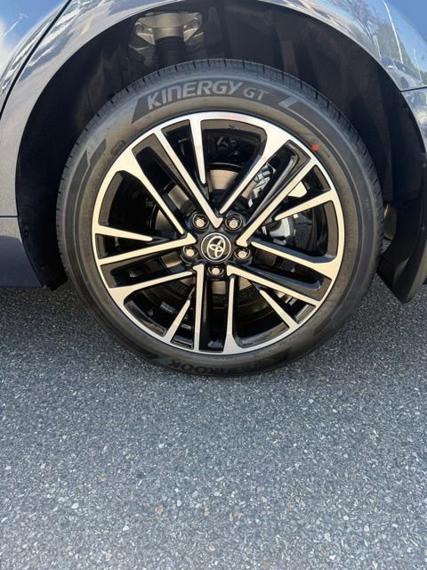 New 2026 Toyota Camry XLE AWD/4WD image 12