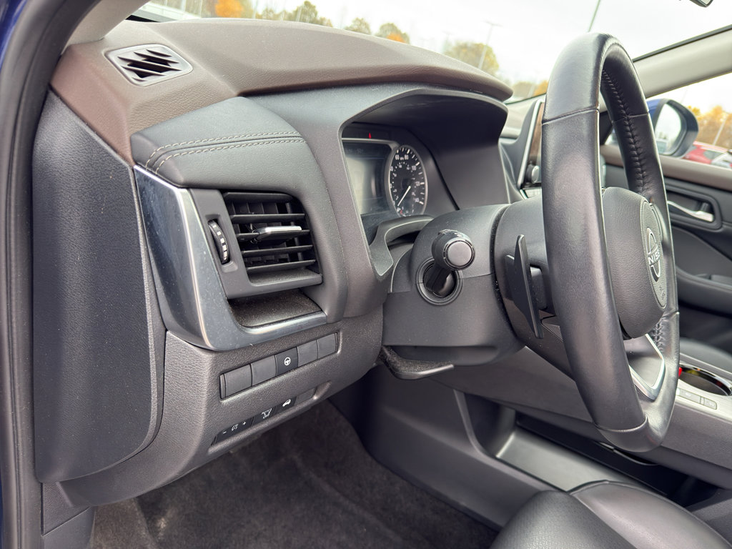 Certified 2023 Nissan Rogue SV w/ SV Premium B Package image 14