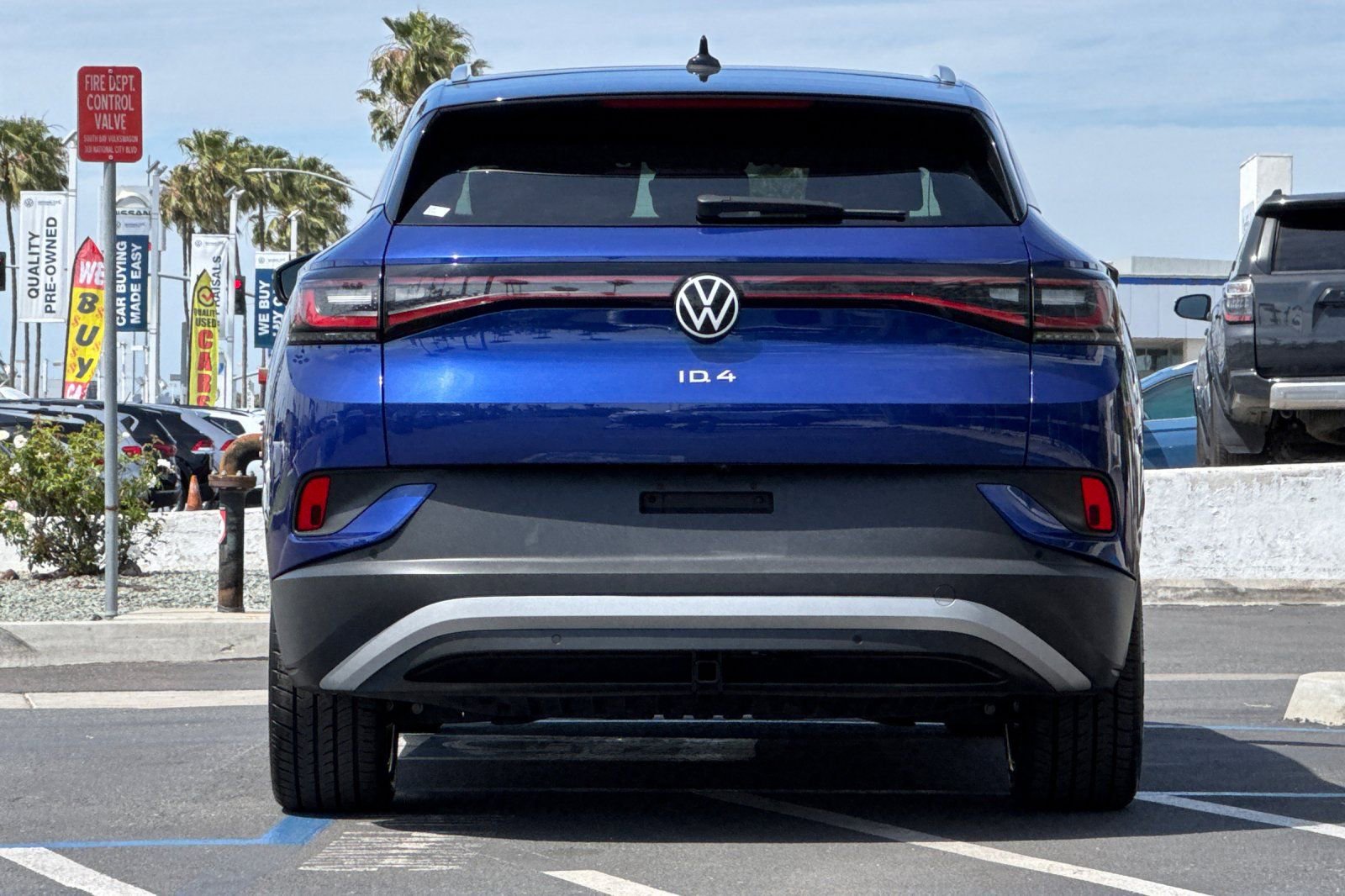 Used 2021 Volkswagen ID.4 Pro S w/ Gradient Package AWD/4WD image 5