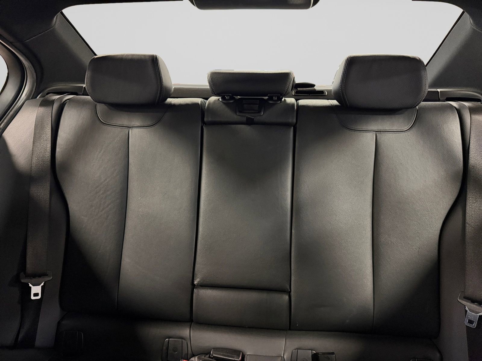 Used 2017 BMW 330i Sedan image 22