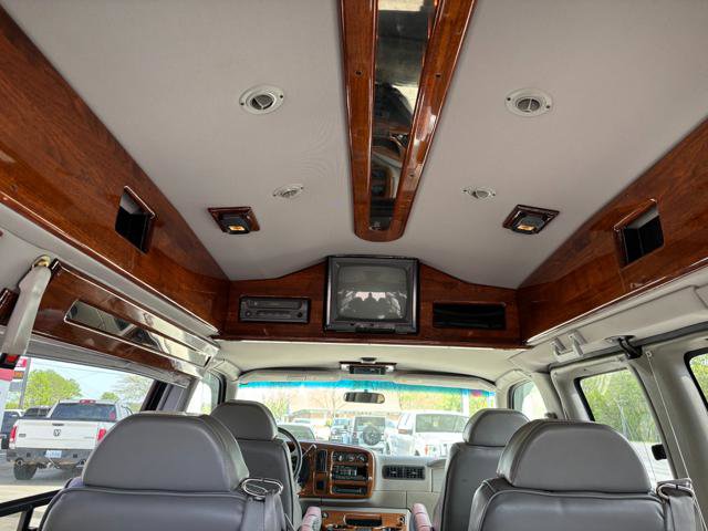 Used 1999 Chevrolet Express 1500 w/ Convenience Pkg image 25