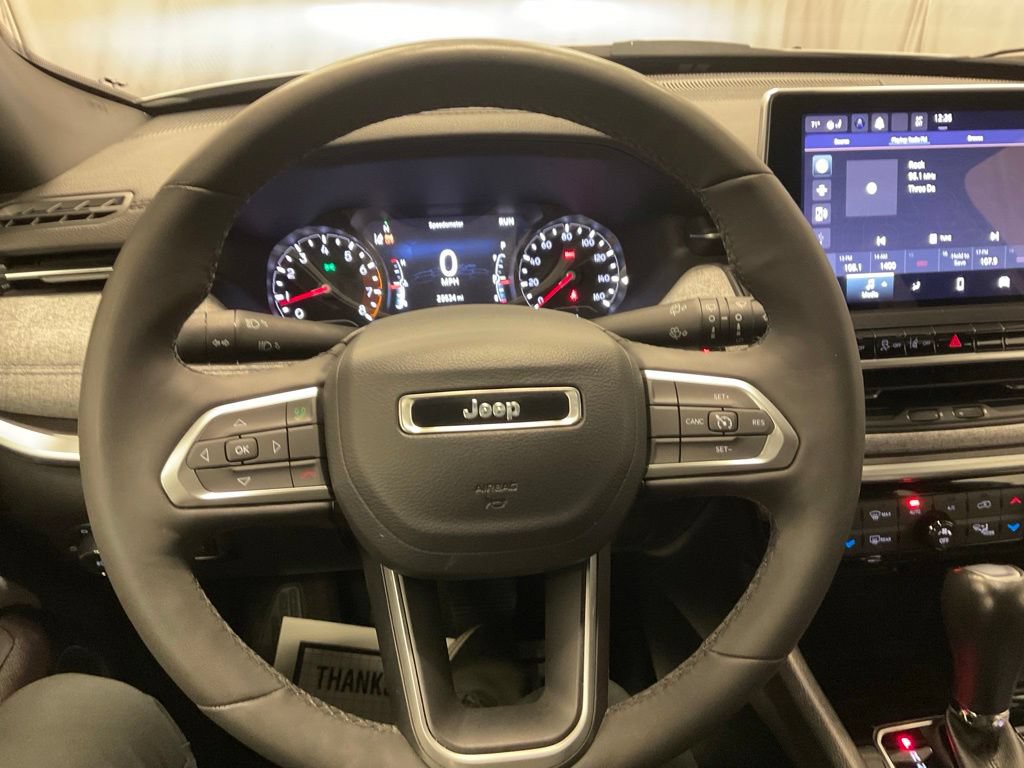 Used 2023 Jeep Compass Latitude w/ Convenience Group AWD/4WD image 21