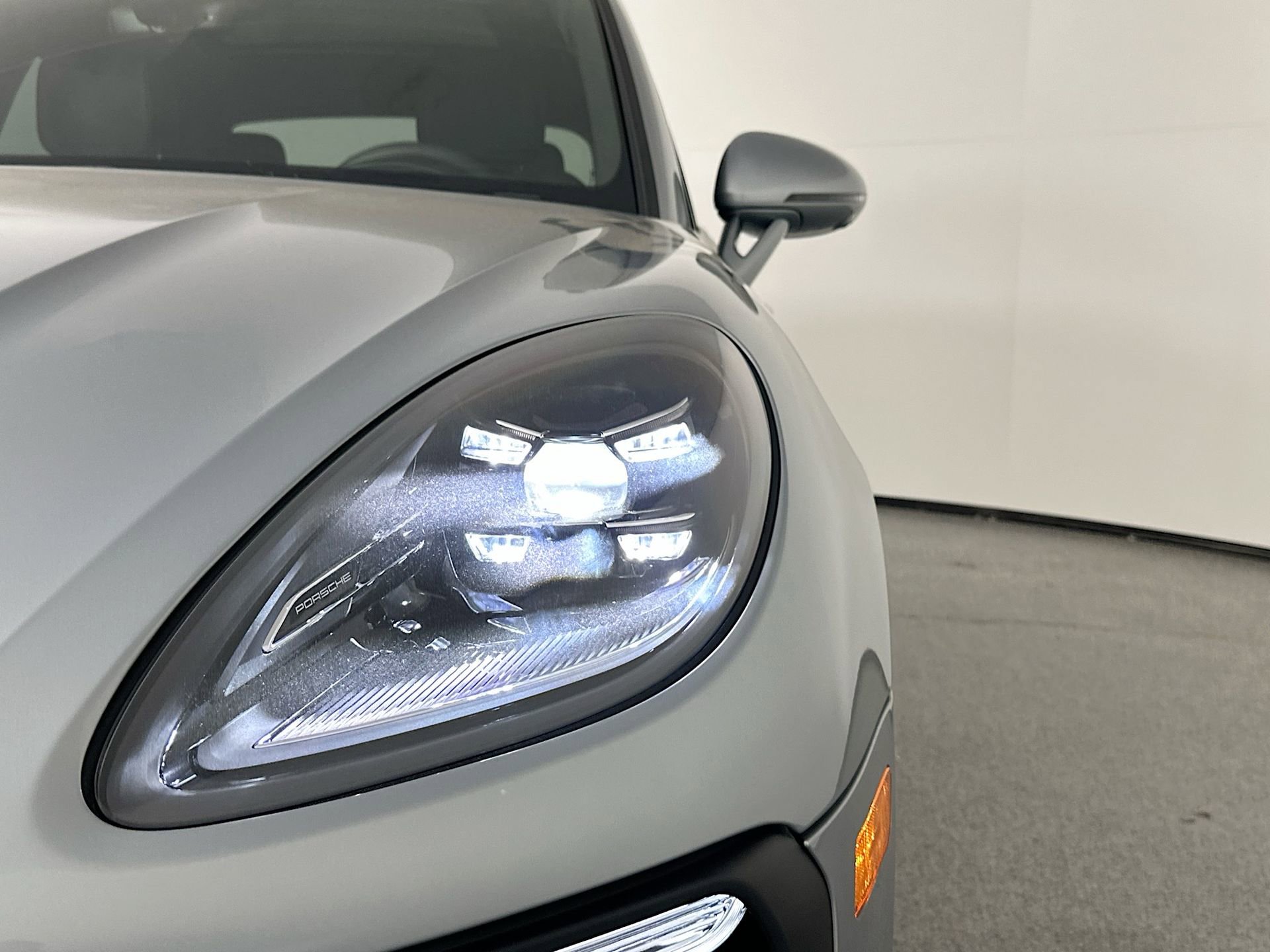 Certified 2026 Porsche Macan image 15