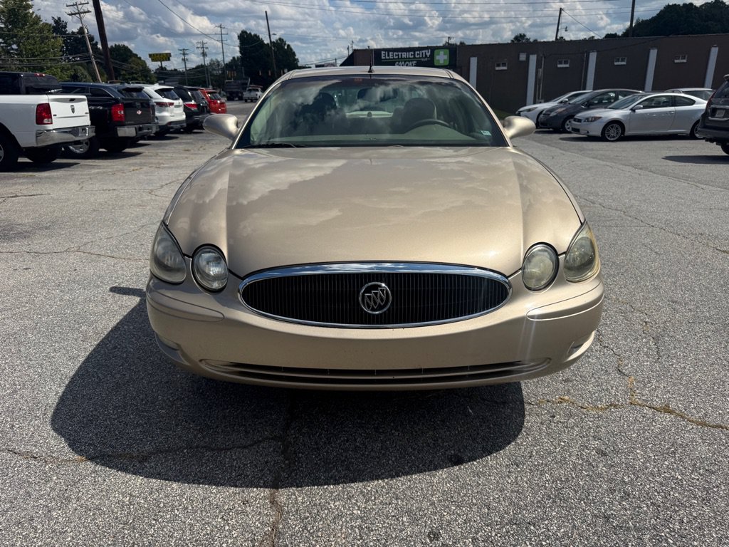 Used 2005 Buick LaCrosse CX w/ Silver Convenience Package FWD image 2