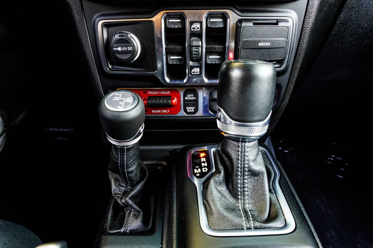 Used 2024 Jeep Wrangler Unlimited Rubicon 4xe image 21