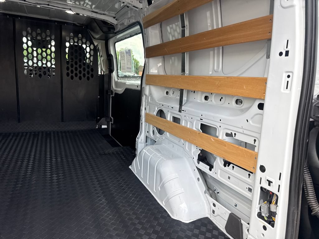 Used 2025 Ford Transit 250 Low Roof w/ Exterior Upgrade Package RWD image 14