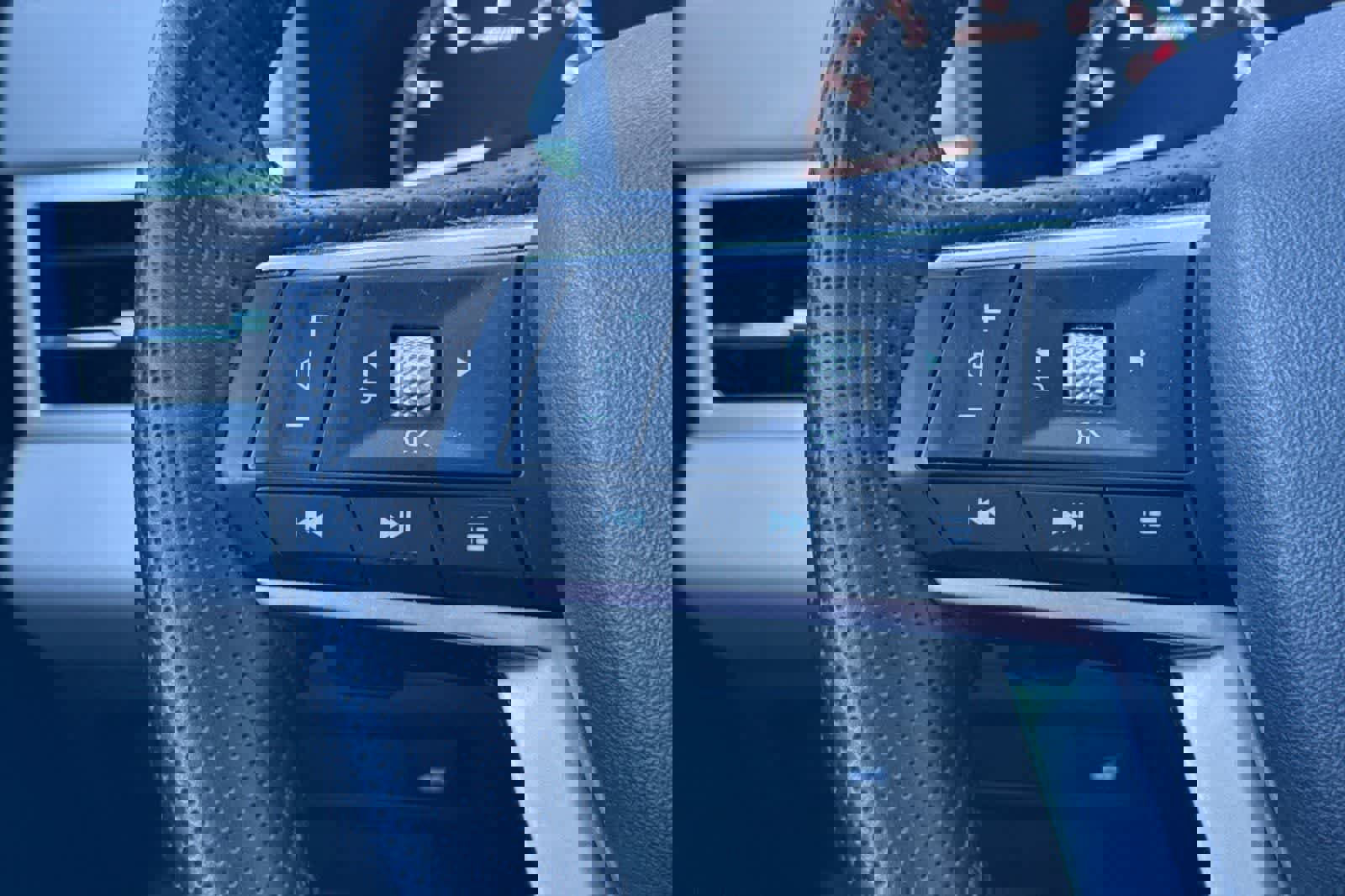 Used 2025 Mitsubishi Outlander SE image 27