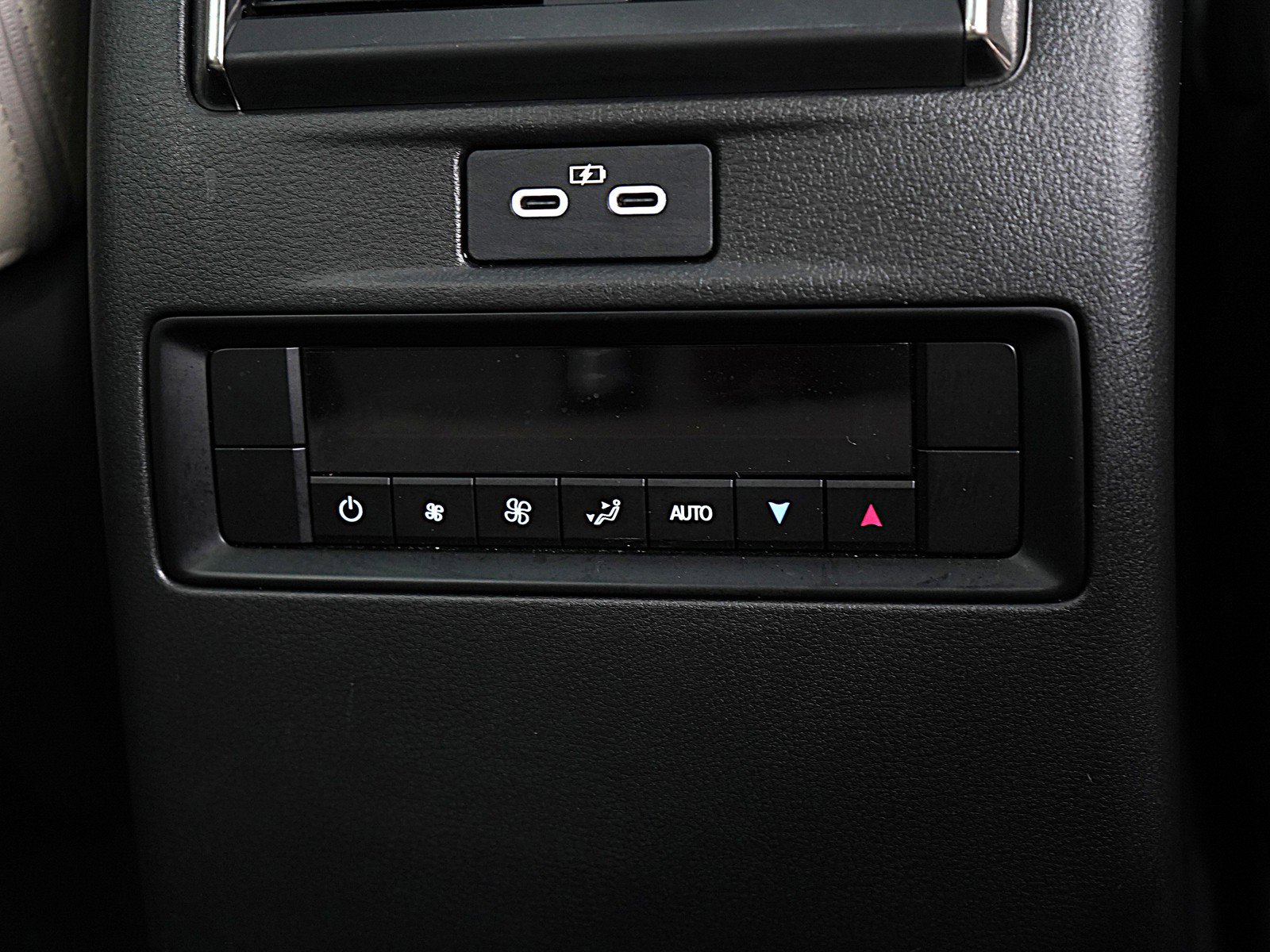 Certified 2025 MAZDA CX-90 Plug-In Hybrid w/Premium Sport image 17