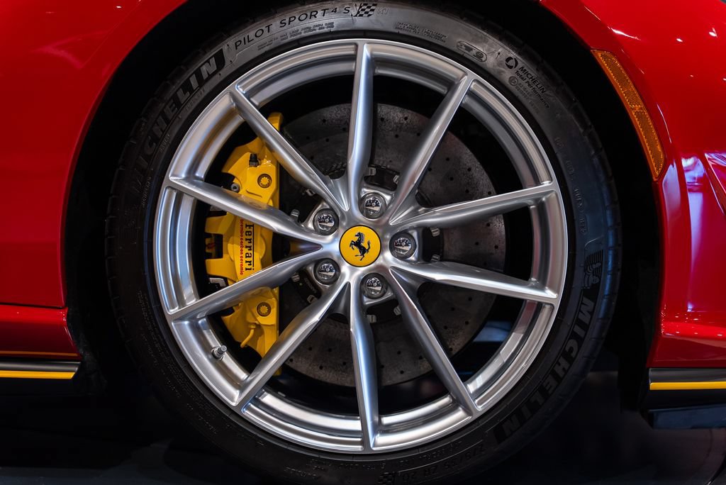 Certified 2023 Ferrari 812 GTS RWD image 16