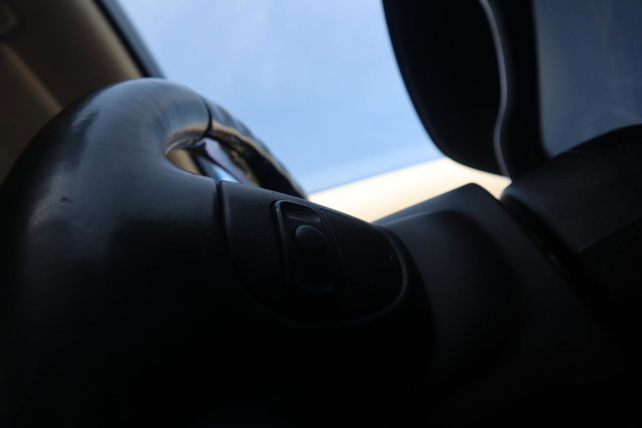 Used 2015 Chrysler 300 C w/ Light Group image 63