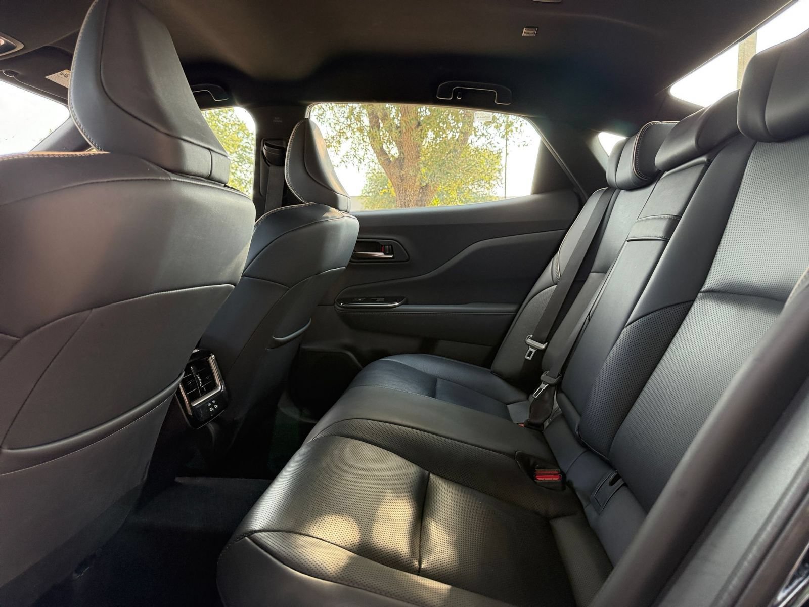 Used 2025 Toyota Crown AWD/4WD image 25