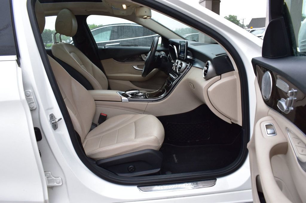 Used 2015 Mercedes-Benz C 300 Sedan image 16