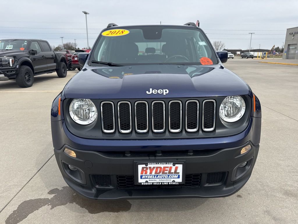 Used 2018 Jeep Renegade Latitude w/ Cold Weather Group image 25