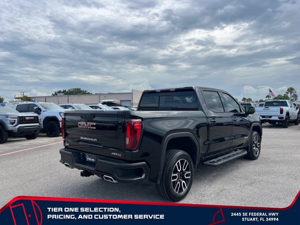 Used 2023 GMC Sierra 1500 AT4 w/ AT4 Premium Package AWD/4WD image 7