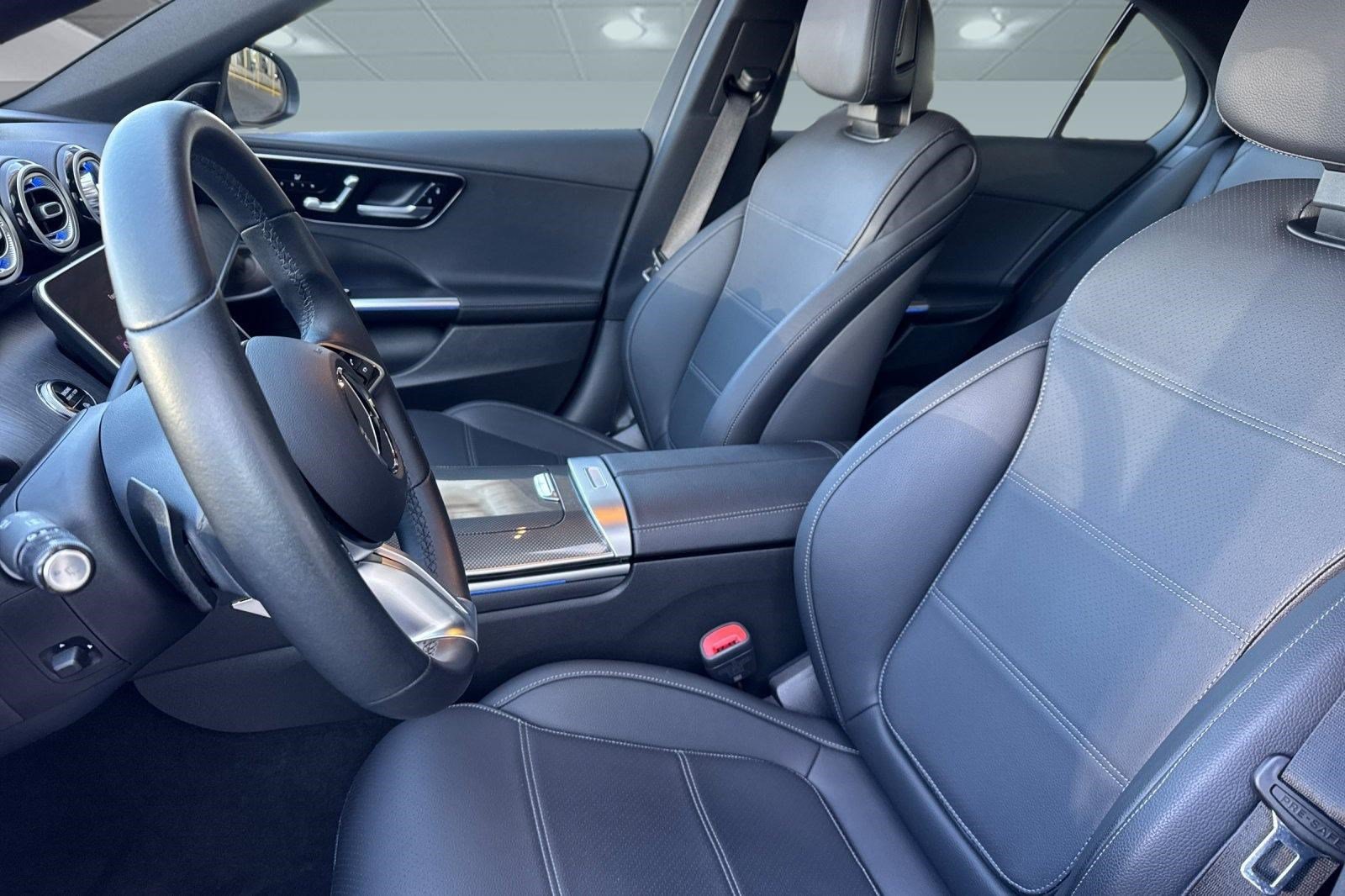 Used 2023 Mercedes-Benz C 300 Sedan image 5