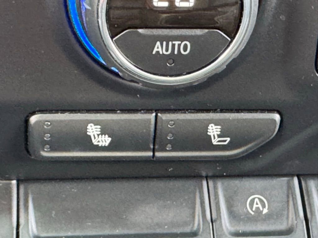 Used 2021 Chevrolet Silverado 1500 LT w/ All Star Edition Plus image 26