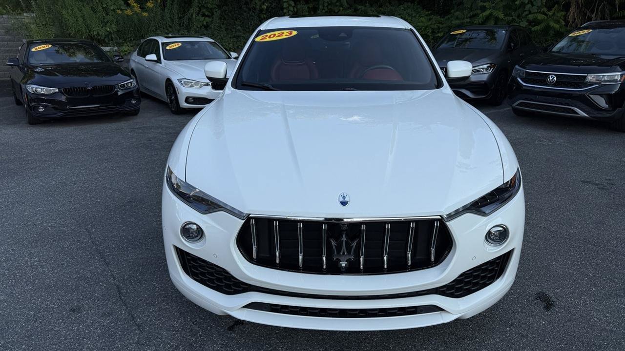 Used 2023 Maserati Levante GT AWD/4WD image 24