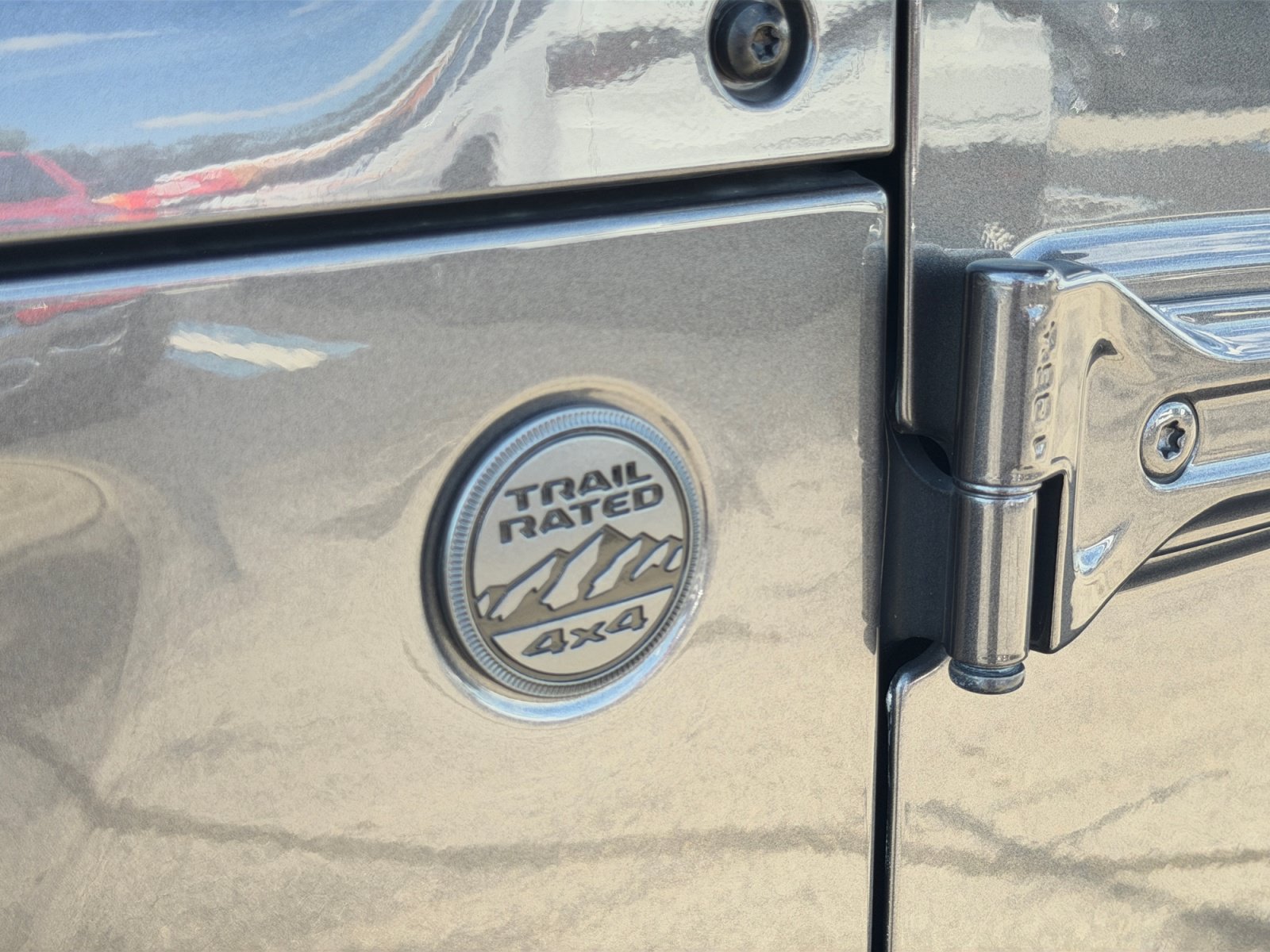 Used 2024 Jeep Gladiator Overland AWD/4WD image 32