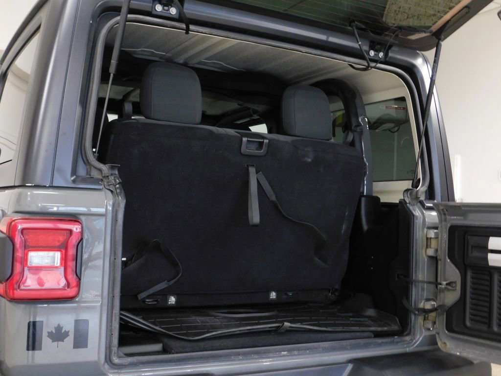 Used 2019 Jeep Wrangler Rubicon w/ Uconnect 4C Nav & Sound Group image 74