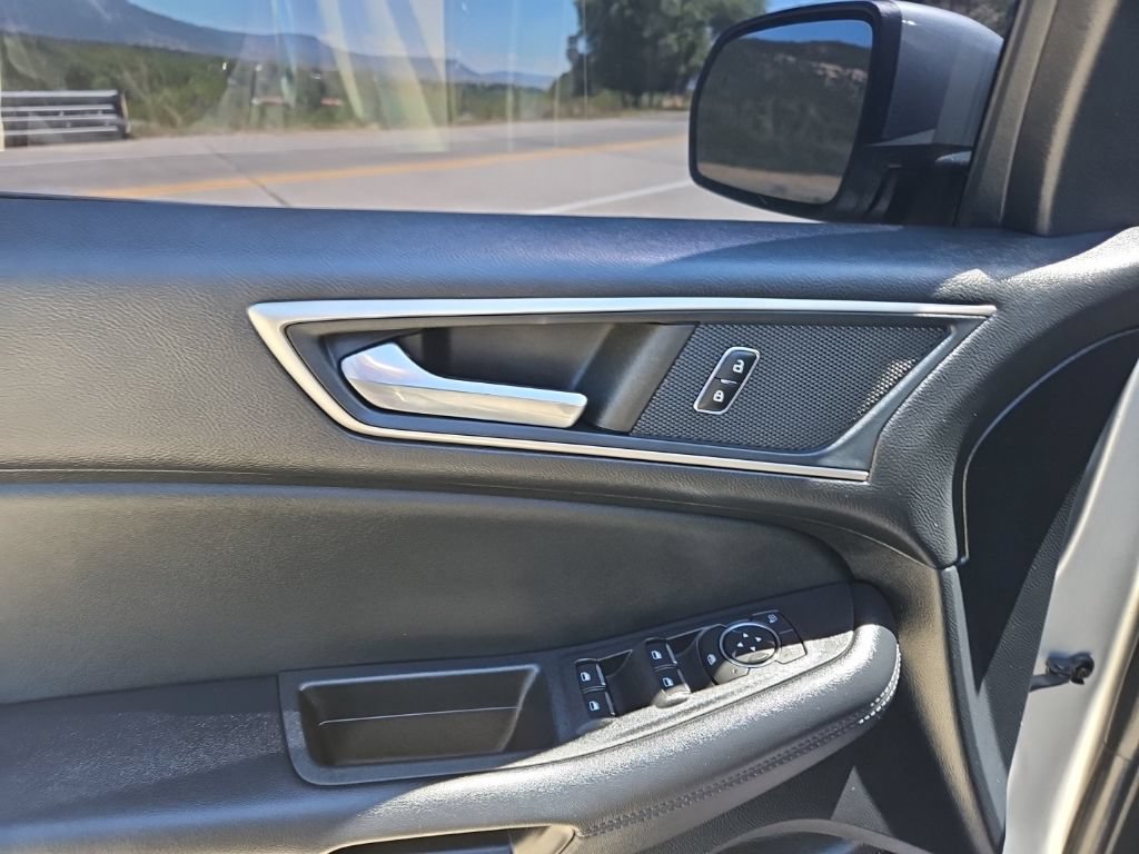 Used 2022 Ford Edge SEL w/ Convenience Package AWD/4WD image 20