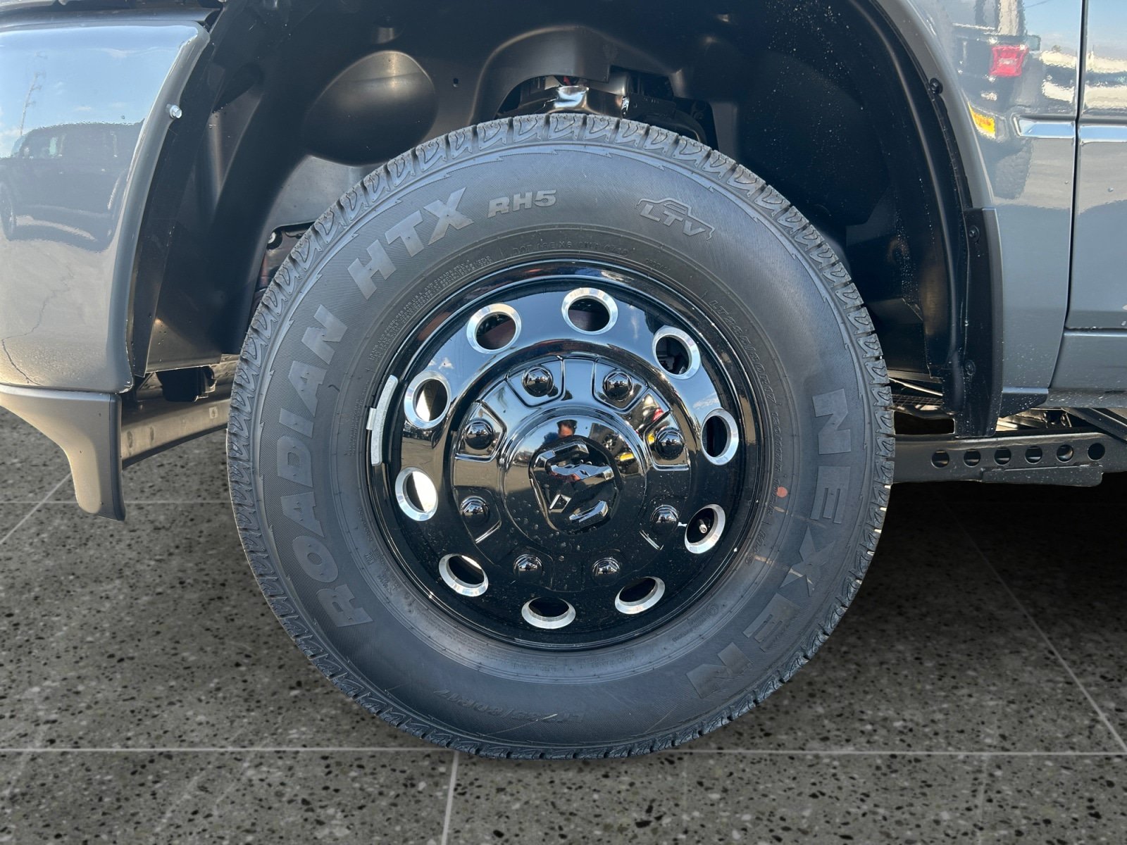 New 2026 RAM 3500 Big Horn AWD/4WD image 14