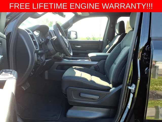New 2026 RAM 1500 Express AWD/4WD image 13