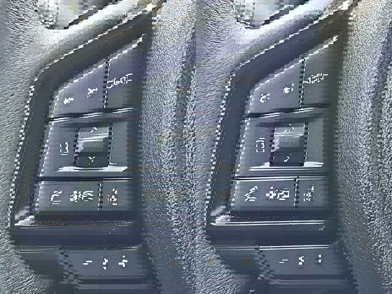 Certified 2025 Subaru Outback Onyx Edition XT image 22