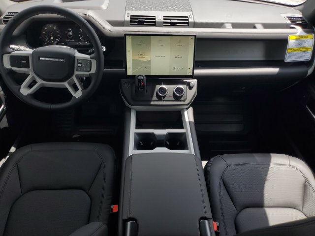 New 2026 Land Rover Defender 110 X-Dynamic SE AWD/4WD image 14