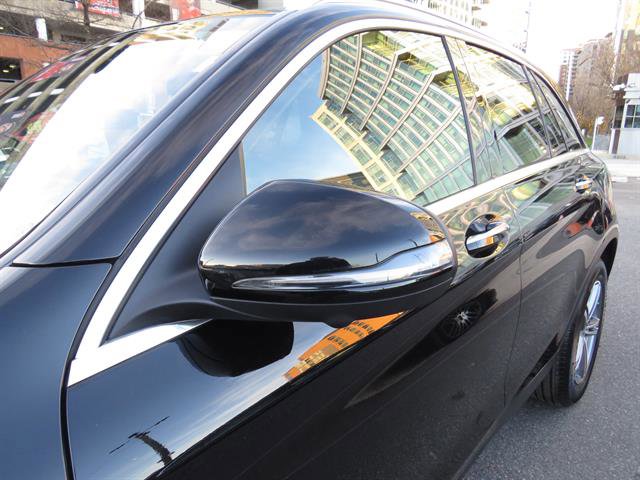 Used 2021 Mercedes-Benz GLC 300 4MATIC image 26