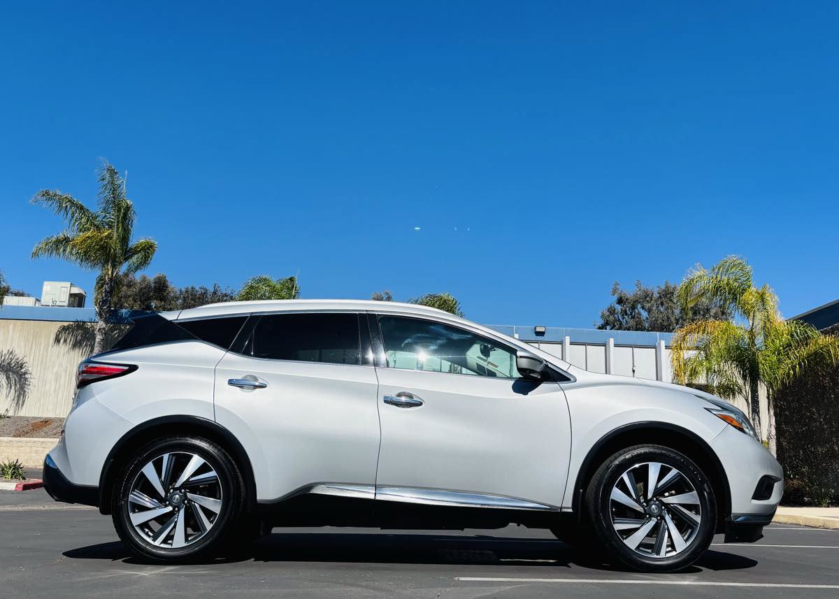 Used 2018 Nissan Murano Platinum w/ Cargo Package FWD image 6