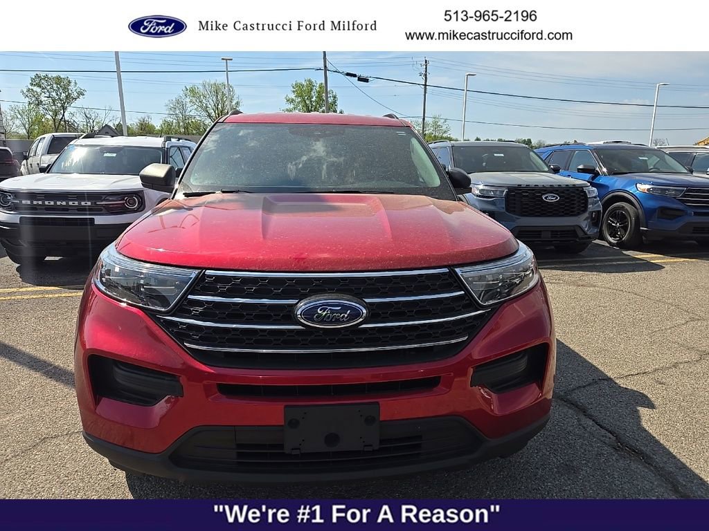 Used 2020 Ford Explorer XLT AWD/4WD image 2