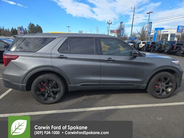 Used 2021 Ford Explorer ST w/ ST Street Pack image 17