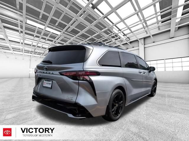 Certified 2021 Toyota Sienna XSE AWD/4WD image 3