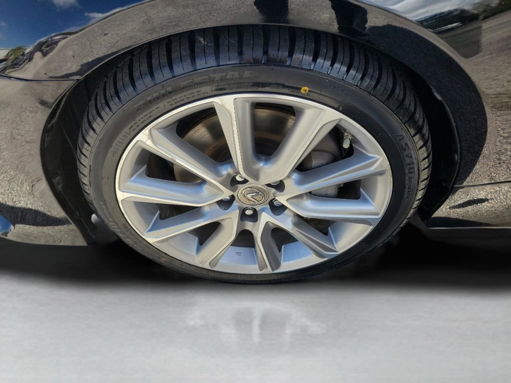 Used 2015 Lexus RC 350 w/ Navigation System Package image 34