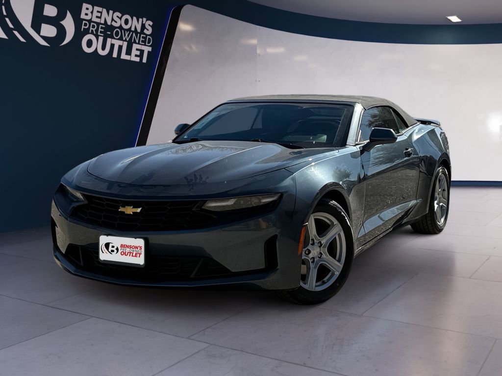 Used 2023 Chevrolet Camaro LT image 1