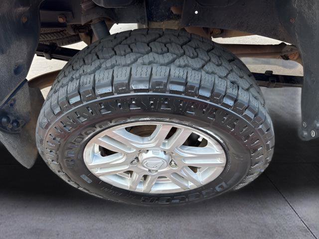 Used 2016 Toyota Tundra SR5 w/ SR5 Upgrade Package AWD/4WD image 11